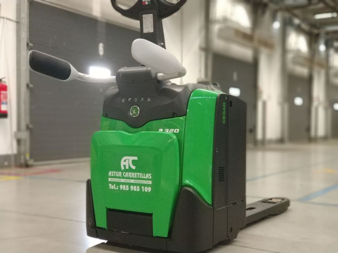 Transpaleta CESAB P320