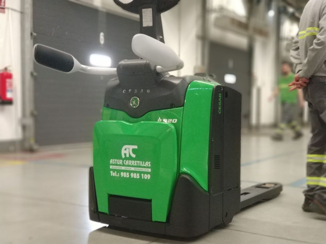 Transpaleta CESAB P320