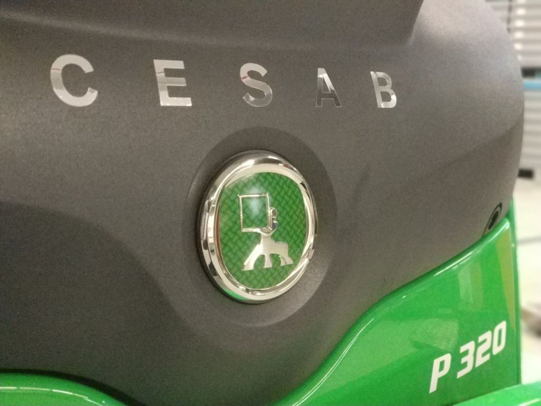 Transpaleta CESAB P320