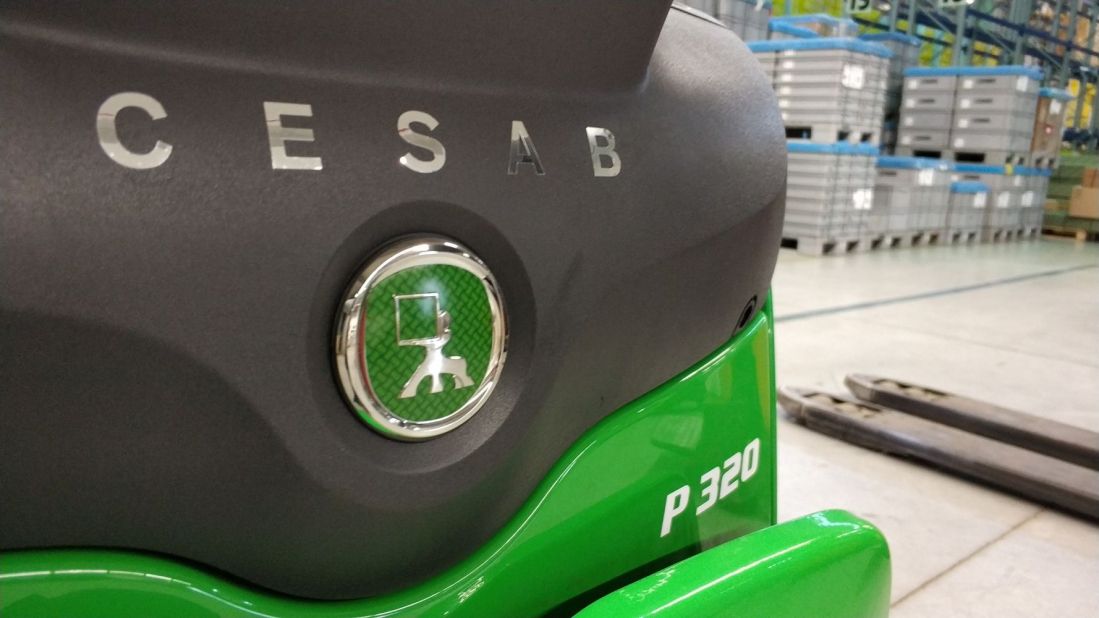 Transpaleta CESAB P320