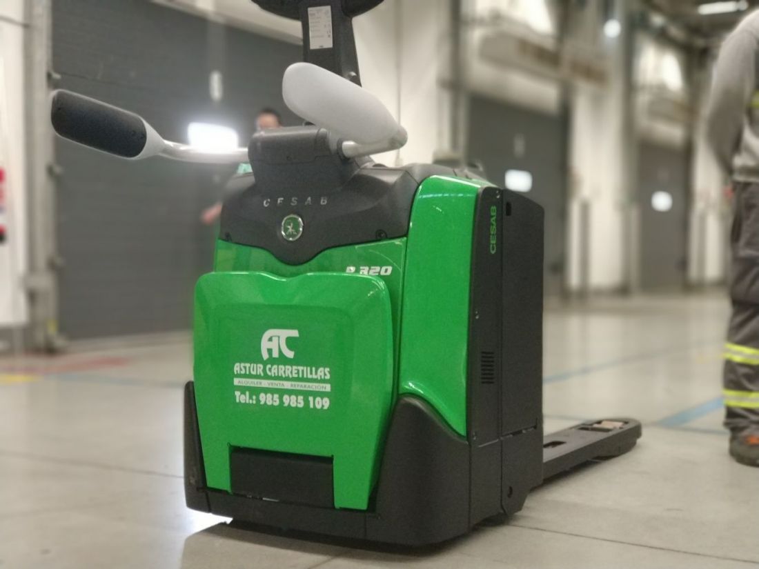 Transpaleta CESAB P320