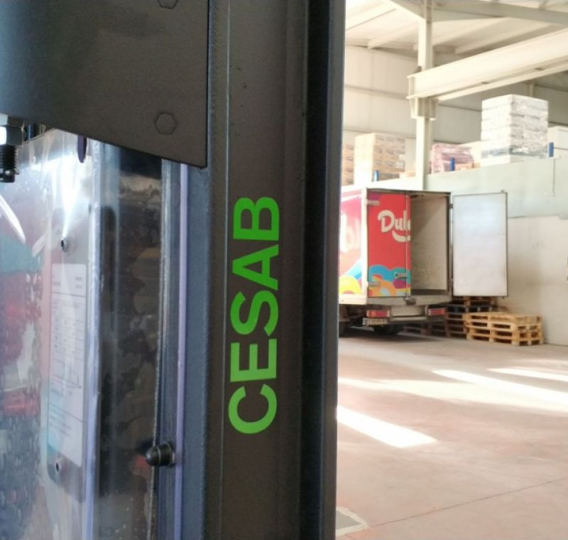Apilador CESAB S212