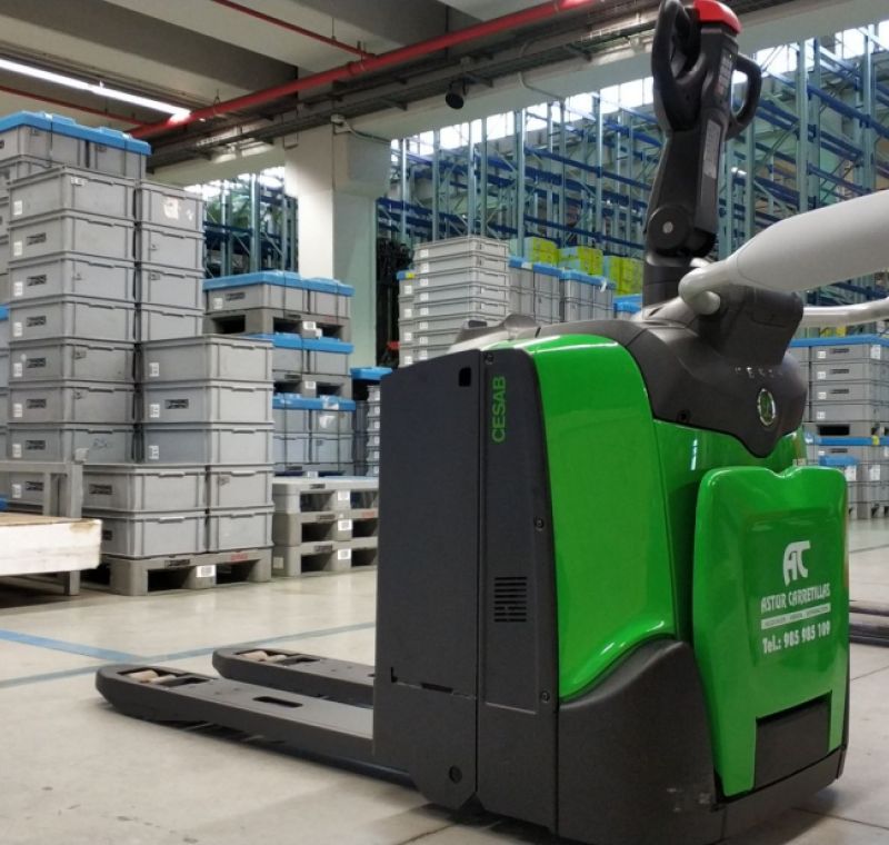 Transpaleta CESAB P320