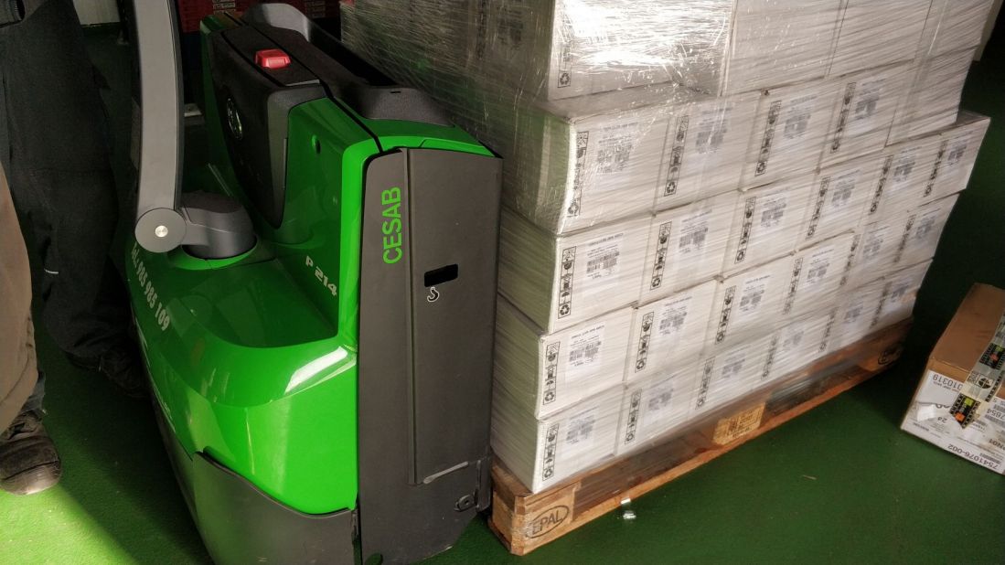 Transpaleta CESAB P214